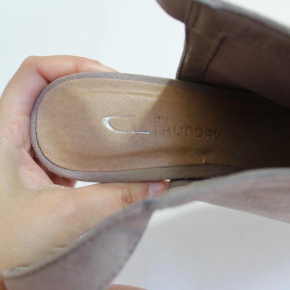 CL by Laundry Bestie Sandals Open Toe Faux Suede - Picture 5 of 8